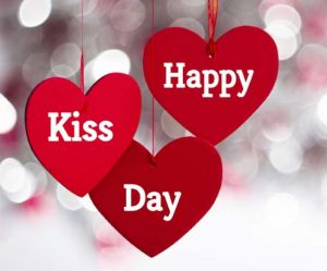 Read more about the article Kiss Day Messages 2022 : Romantic Kiss Day SMS | 15+ Kiss Day Wishes and Quotes | Happy Kiss Day Photo
